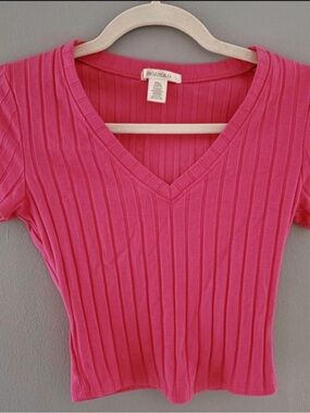 Pink Ribbed V-Neck Women's Top